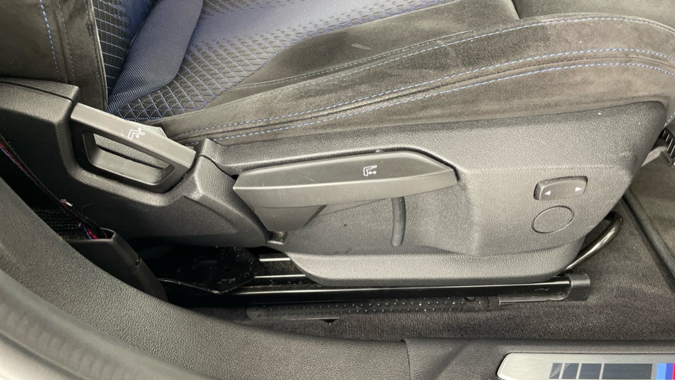 BMW 2 Series M235i xDrive 4dr Step Auto [Tech/Pro Pack] Petrol Saloon - Image 53