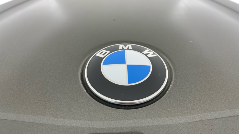 BMW X6 xDrive40d MHT M Sport 5dr Step Auto Diesel Estate - Image 24