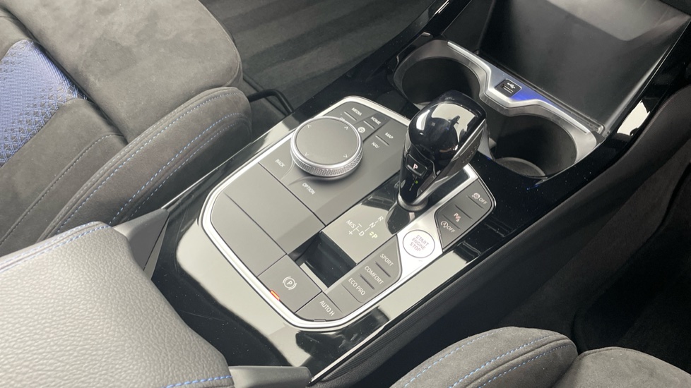 BMW 1 Series M135i xDrive 5dr Step Auto [Pro Pack] Petrol Hatchback - Image 10