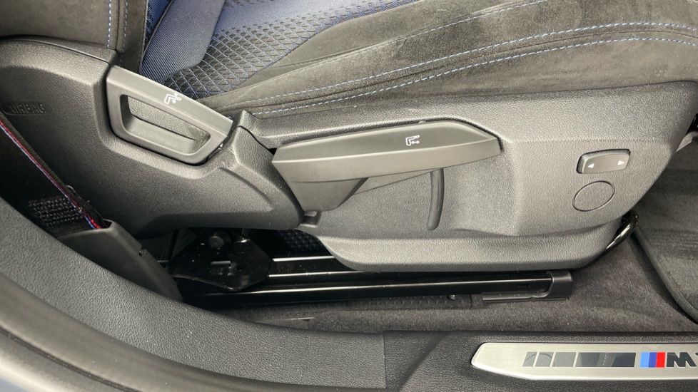 BMW 1 Series M135i xDrive 5dr Step Auto [Pro Pack] Petrol Hatchback - Image 52