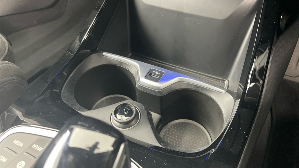 BMW 1 Series M135i xDrive 5dr Step Auto [Pro Pack] Petrol Hatchback - Image 59