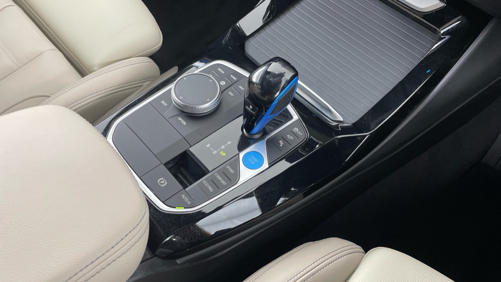 BMW iX3 210kW M Sport Pro 80kWh 5dr Auto Electric Estate - Image 10