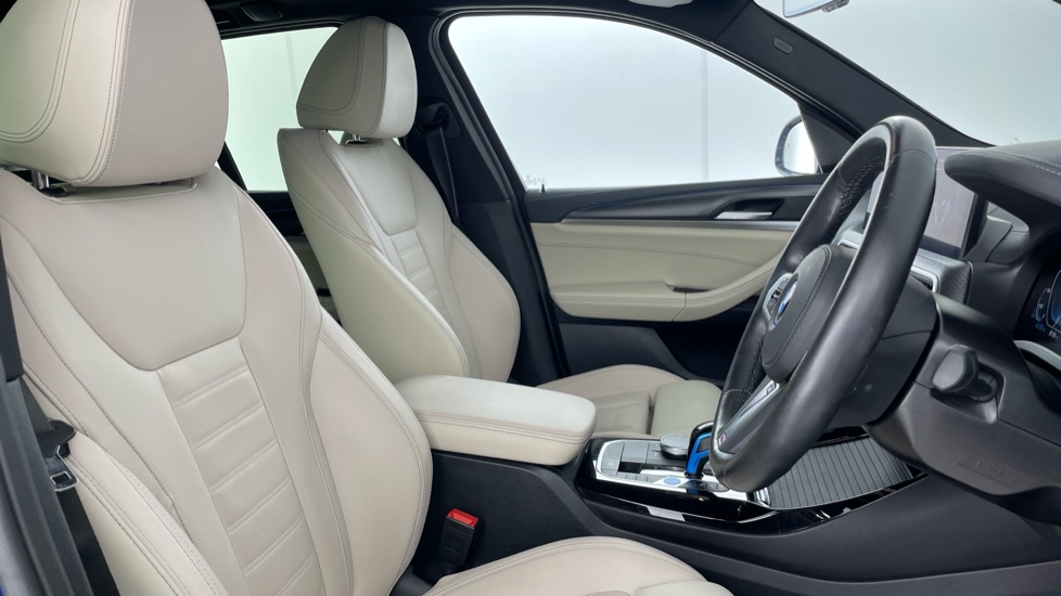 BMW iX3 210kW M Sport Pro 80kWh 5dr Auto Electric Estate - Image 11