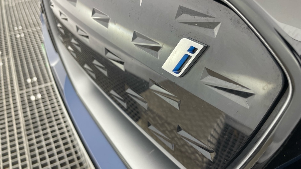 BMW iX3 210kW M Sport Pro 80kWh 5dr Auto Electric Estate - Image 26