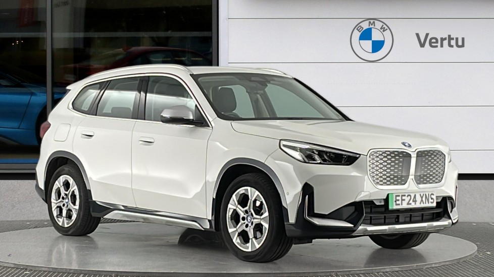BMW iX1 230kW xDrive30 xLine 65kWh 5dr Auto Electric Estate - Image 1