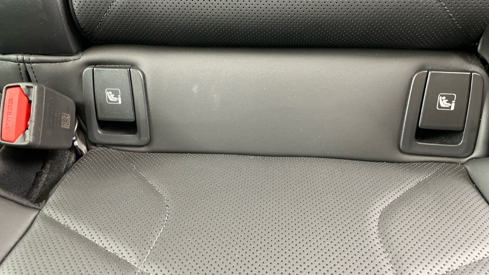 BMW iX1 230kW xDrive30 xLine 65kWh 5dr Auto Electric Estate - Image 32