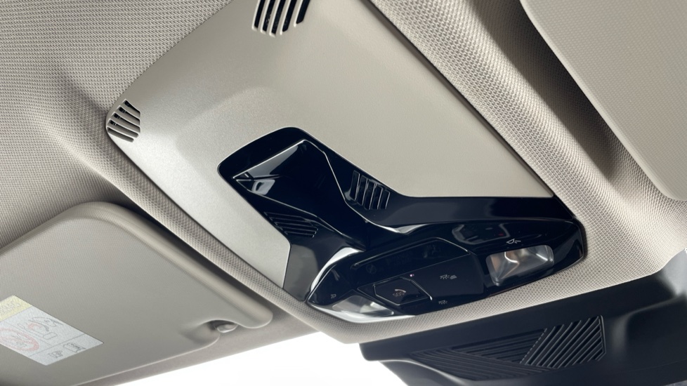 BMW iX1 230kW xDrive30 xLine 65kWh 5dr Auto Electric Estate - Image 69