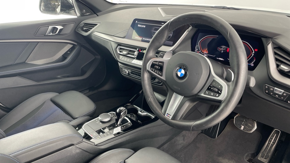 BMW 2 Series 220i M Sport 4dr  Step Auto [Pro Pack] Petrol Saloon - Image 6