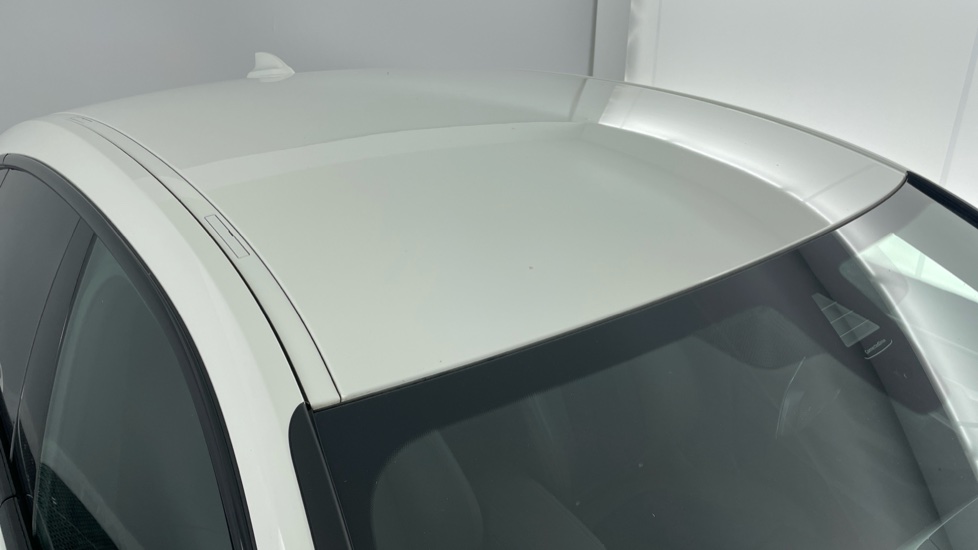 BMW 2 Series 220i M Sport 4dr  Step Auto [Pro Pack] Petrol Saloon - Image 21