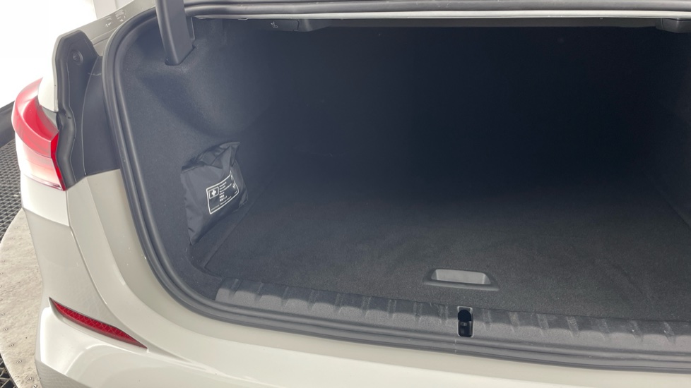 BMW 2 Series 220i M Sport 4dr  Step Auto [Pro Pack] Petrol Saloon - Image 41