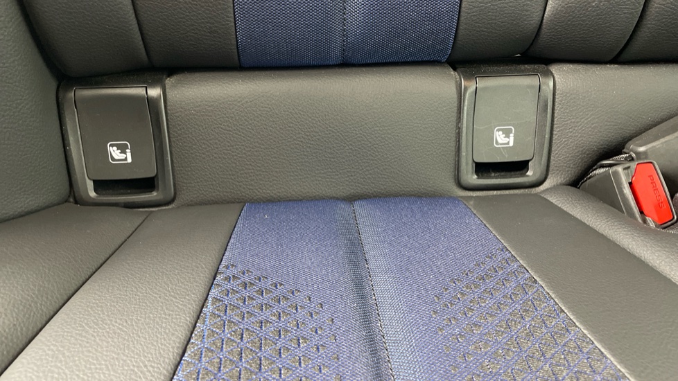 BMW 2 Series 220i M Sport 4dr  Step Auto [Pro Pack] Petrol Saloon - Image 50
