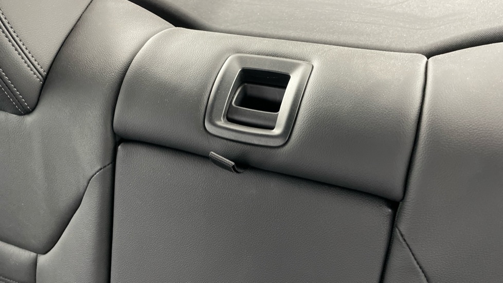 BMW 4 Series M440d xDrive MHT 2dr Step Auto Diesel Coupe - Image 35