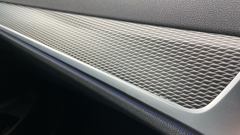 BMW 4 Series M440d xDrive MHT 2dr Step Auto Diesel Coupe - Image 75