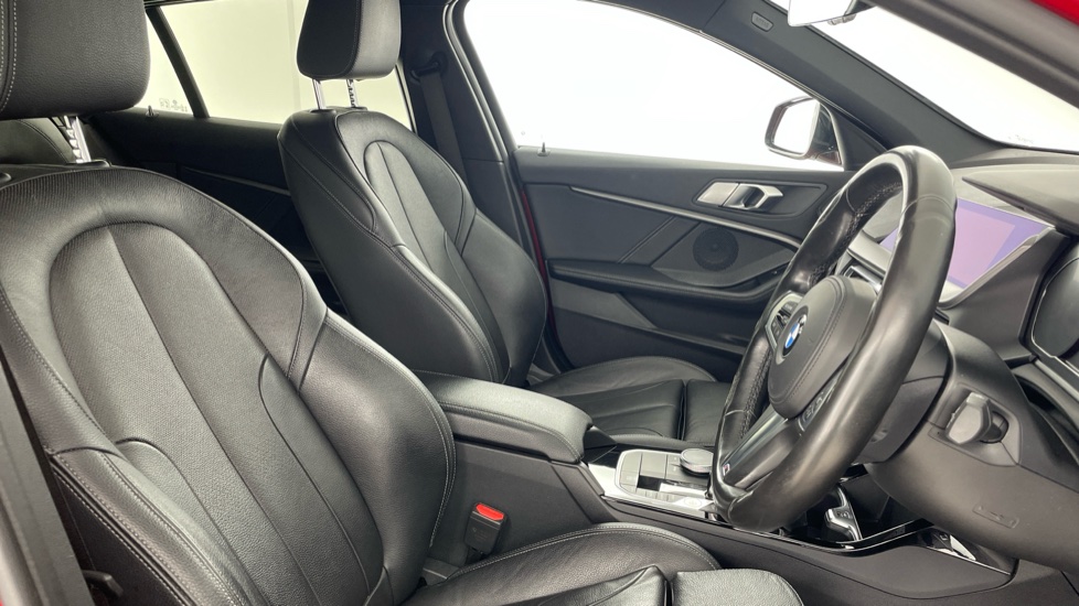 BMW 1 Series 118i M Sport 5dr Step Auto Petrol Hatchback - Image 11