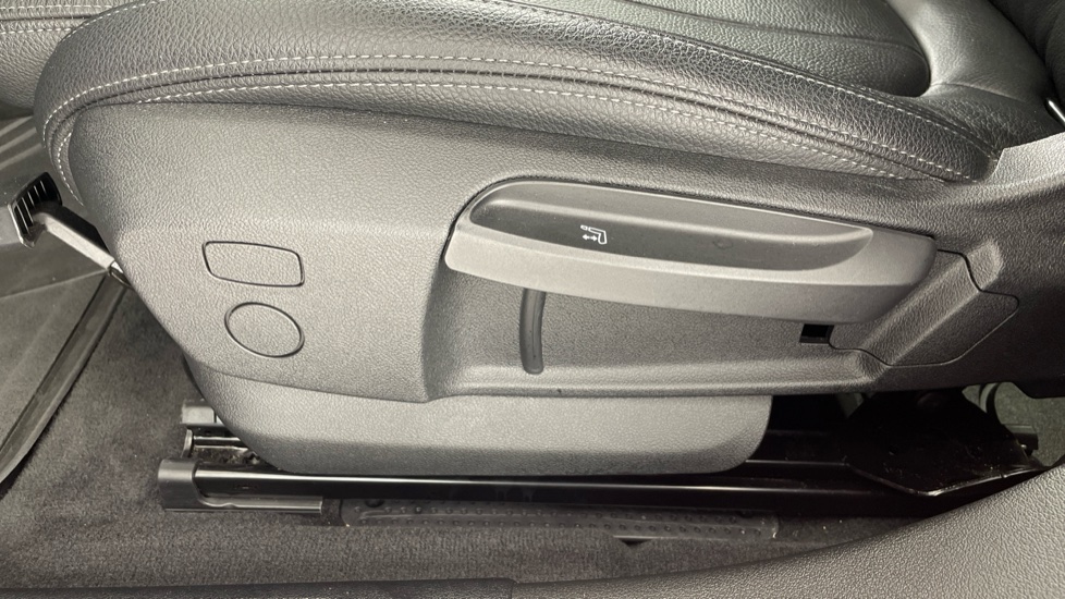 BMW 1 Series 118i M Sport 5dr Step Auto Petrol Hatchback - Image 27