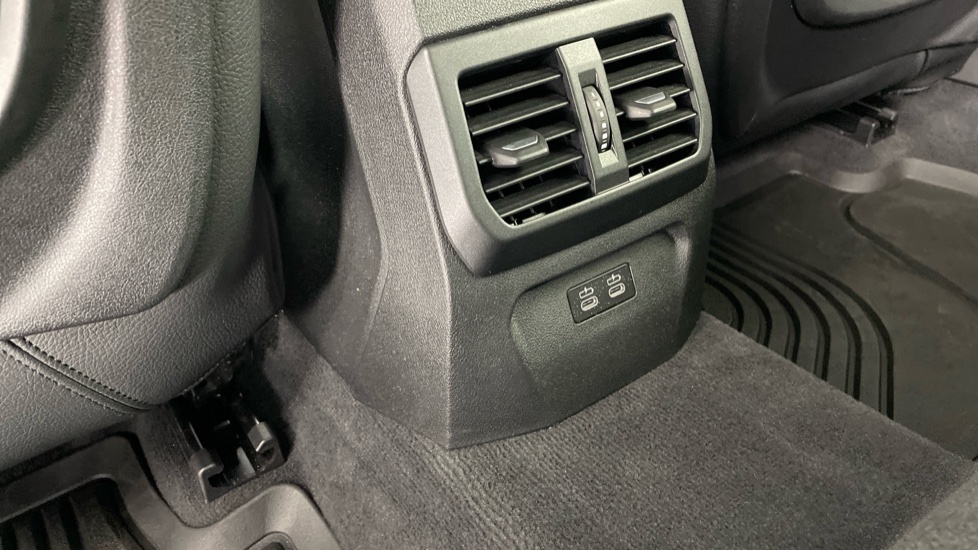 BMW 1 Series 118i M Sport 5dr Step Auto Petrol Hatchback - Image 32