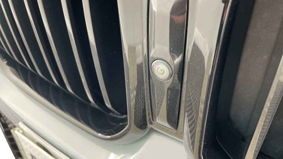 BMW X4 xDrive M40d MHT 5dr Auto Diesel Estate - Image 25