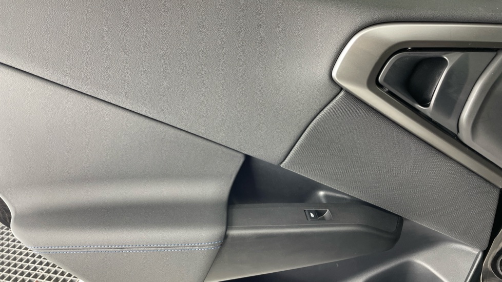 BMW X3 20 xDrive M Sport 5dr Step Auto Petrol Estate - Image 30