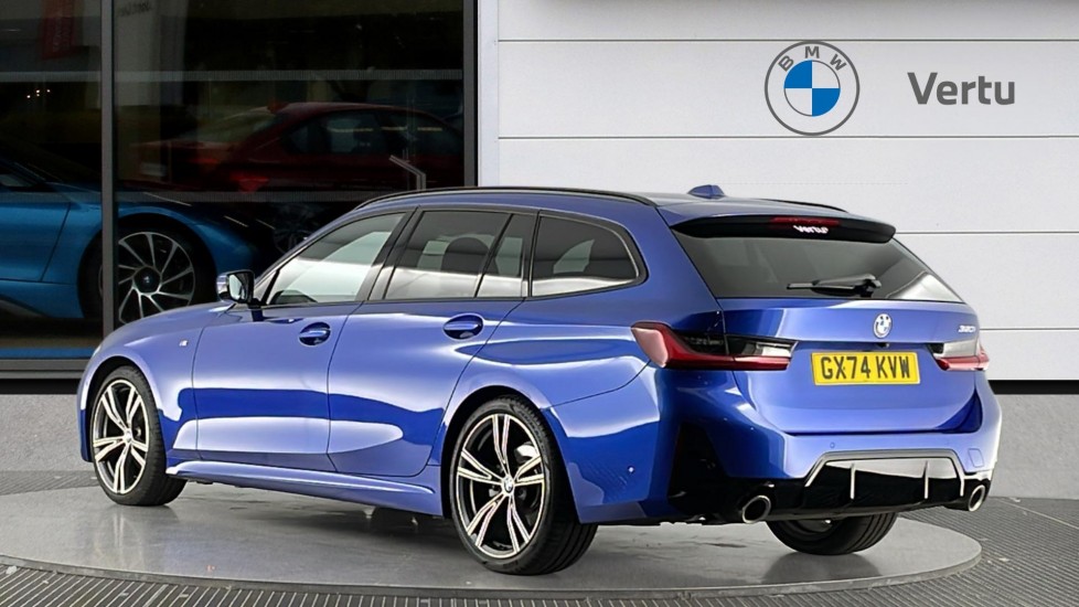 BMW 3 Series 320i M Sport 5dr Step Auto Petrol Estate - Image 2