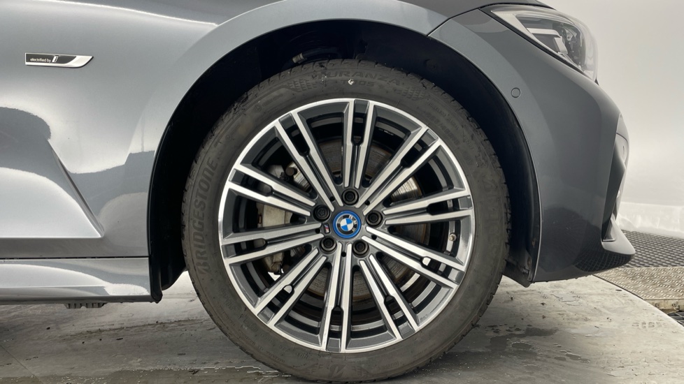 BMW 3 Series 330e M Sport 5dr Step Auto Estate - Image 14