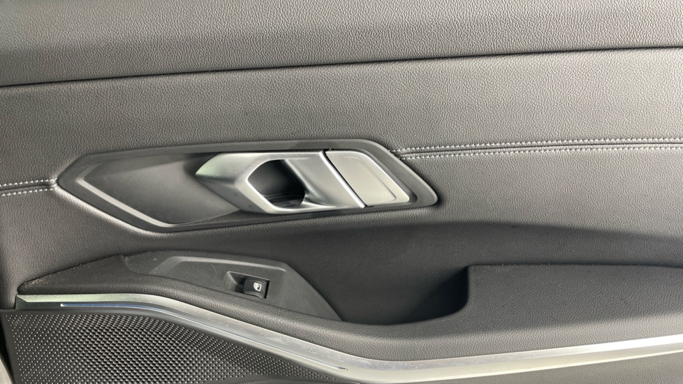 BMW 3 Series 330e M Sport 5dr Step Auto Estate - Image 46