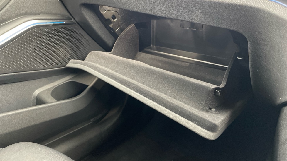 BMW 3 Series 330e M Sport 5dr Step Auto Estate - Image 71