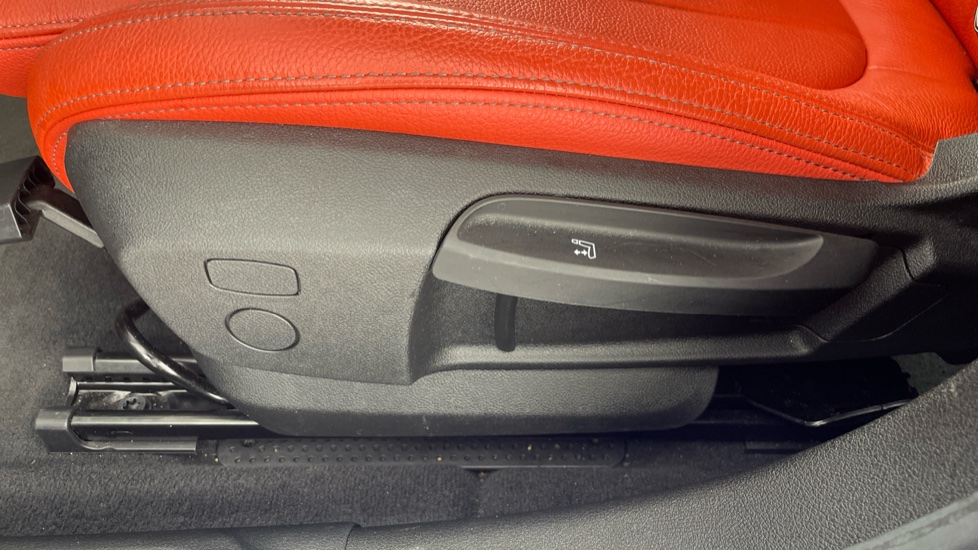 BMW 2 Series 220i M Sport 4dr Step Auto Petrol Saloon - Image 27