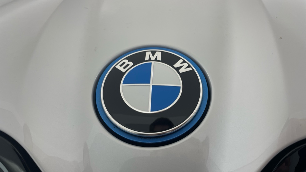 BMW iX 385kW xDrive50 M Sport Edition 111.5kWh 5dr Auto Electric Estate - Image 24