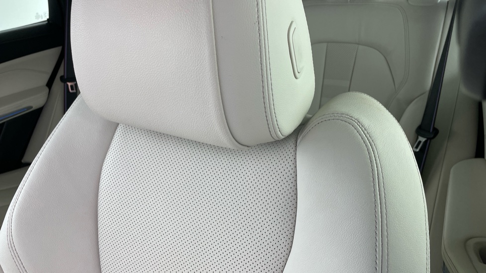 BMW X5 xDrive45e M Sport 5dr Auto Estate - Image 28