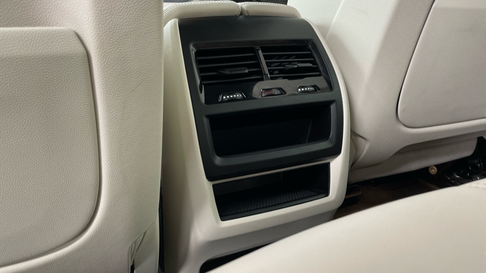 BMW X5 xDrive45e M Sport 5dr Auto Estate - Image 32