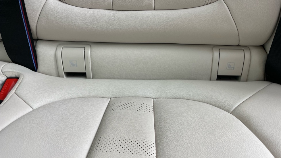 BMW X5 xDrive45e M Sport 5dr Auto Estate - Image 33