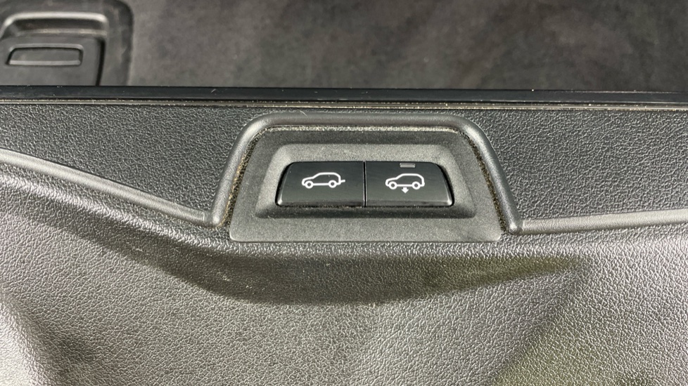 BMW X5 xDrive45e M Sport 5dr Auto Estate - Image 41