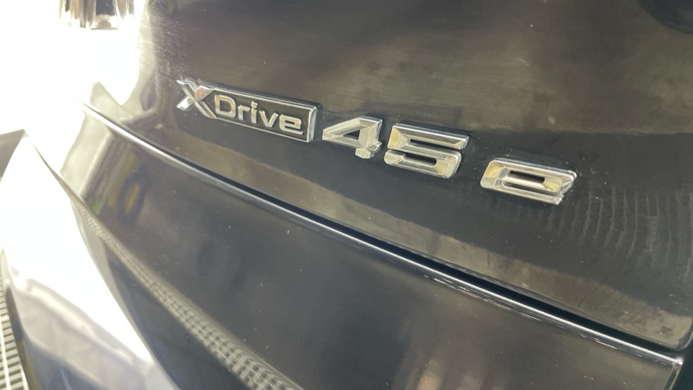 BMW X5 xDrive45e M Sport 5dr Auto Estate - Image 45