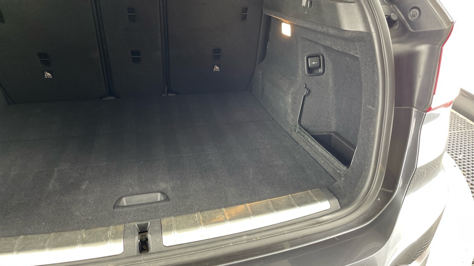 BMW X1 sDrive 20i [178] xLine 5dr Step Auto Petrol Estate - Image 36