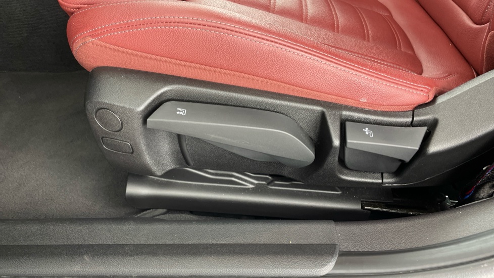 BMW 3 Series M340i xDrive MHT 4dr Step Auto Petrol Saloon - Image 29