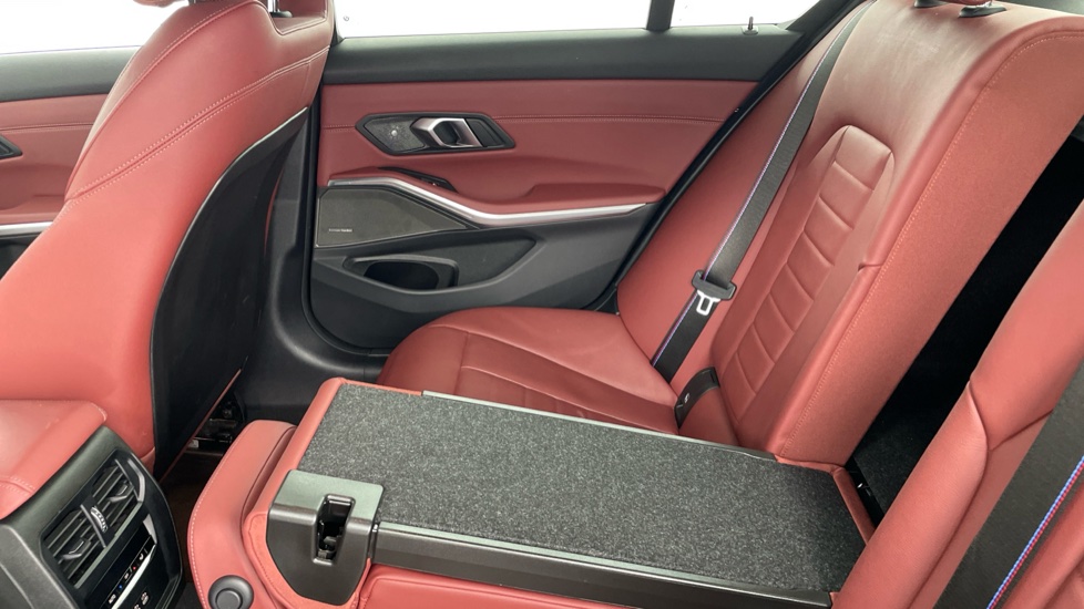BMW 3 Series M340i xDrive MHT 4dr Step Auto Petrol Saloon - Image 37