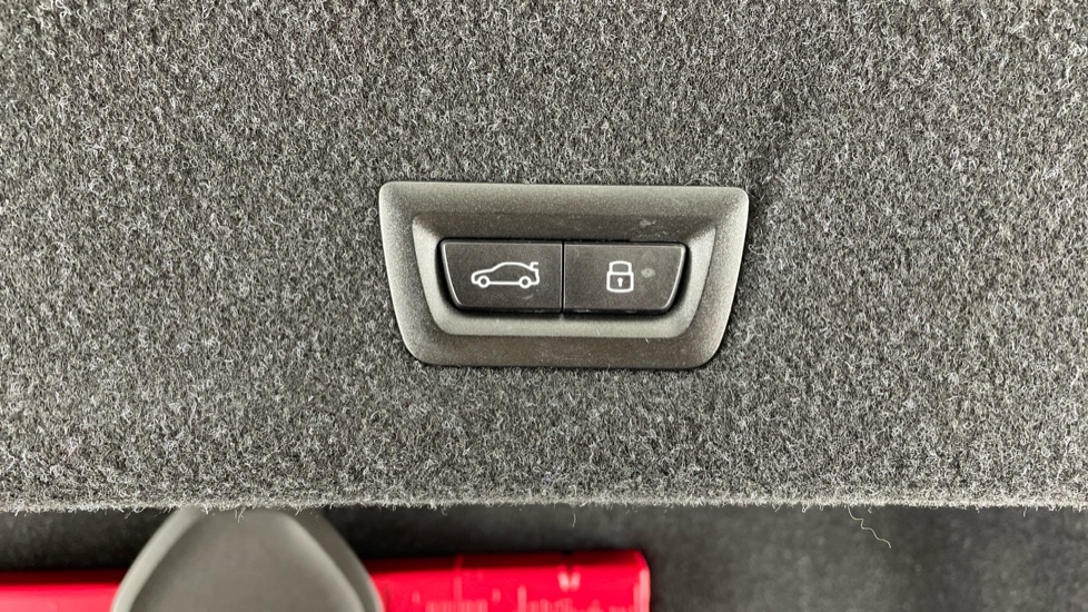 BMW 3 Series M340i xDrive MHT 4dr Step Auto Petrol Saloon - Image 43