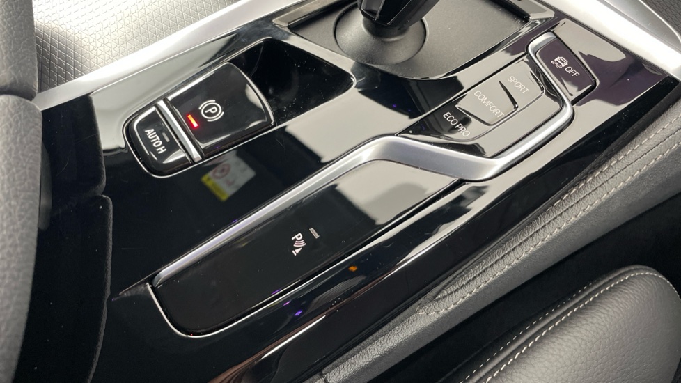 BMW 5 Series 520d MHT M Sport 4dr Step Auto Diesel Saloon - Image 19