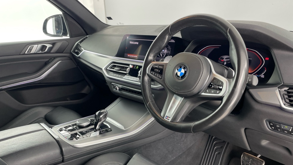 BMW X5 xDrive30d M Sport 5dr Auto Diesel Estate - Image 6