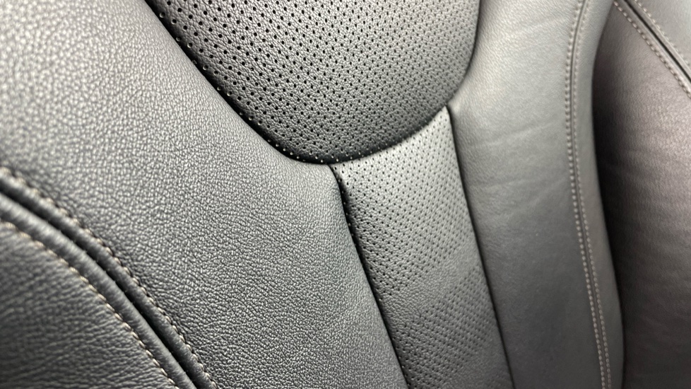 BMW X5 xDrive30d M Sport 5dr Auto Diesel Estate - Image 78