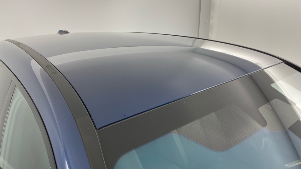 BMW iX 240kW xDrive40 M Sport 76.6kWh 5dr Auto Electric Estate - Image 21