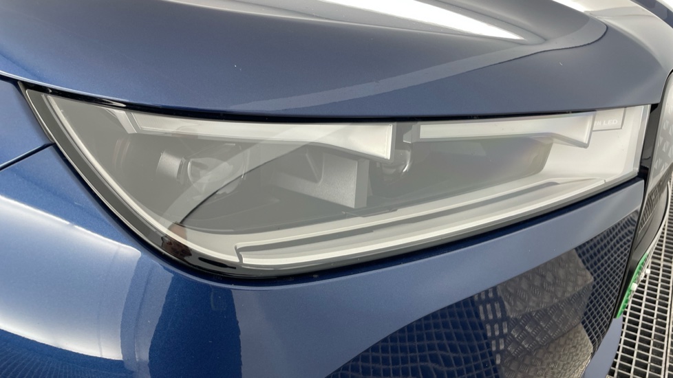 BMW iX 240kW xDrive40 M Sport 76.6kWh 5dr Auto Electric Estate - Image 23