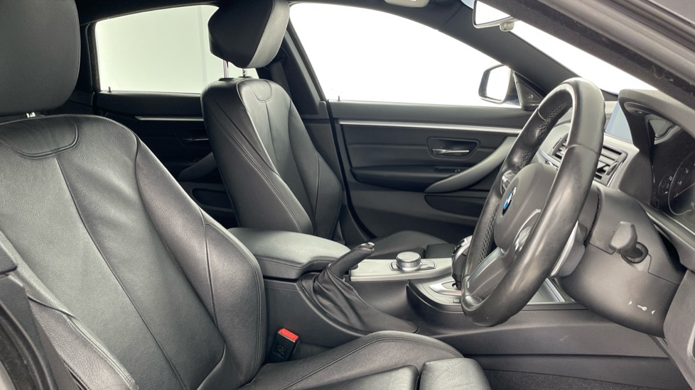 BMW 4 Series 420d [190] xDrive M Sport 5dr Auto [Prof Media] Diesel Hatchback - Image 11