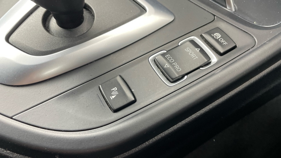 BMW 4 Series 420d [190] xDrive M Sport 5dr Auto [Prof Media] Diesel Hatchback - Image 19