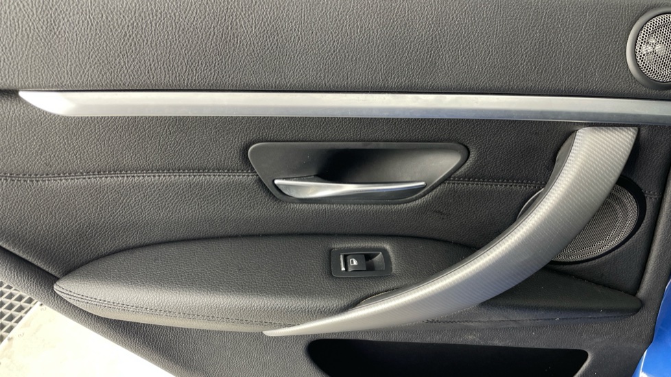 BMW 4 Series 420d [190] xDrive M Sport 5dr Auto [Prof Media] Diesel Hatchback - Image 31
