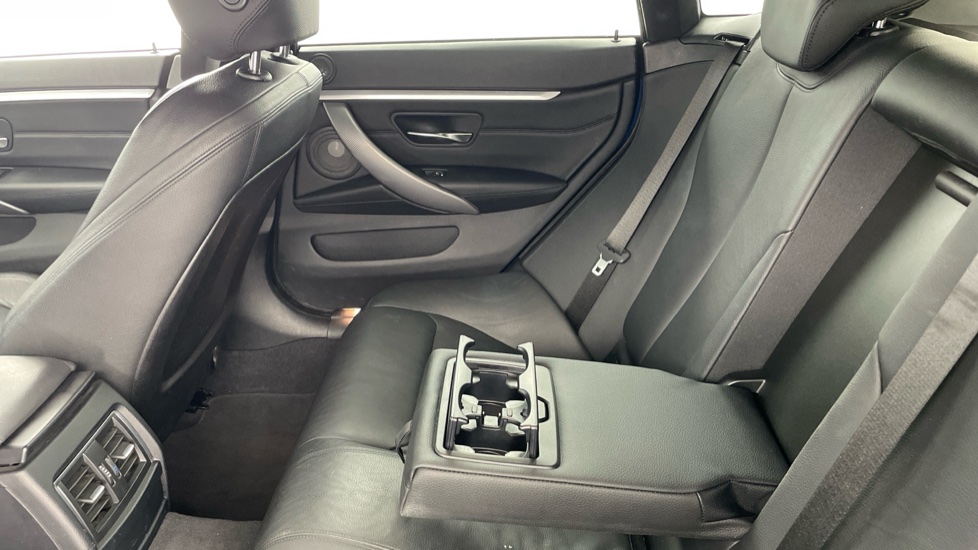 BMW 4 Series 420d [190] xDrive M Sport 5dr Auto [Prof Media] Diesel Hatchback - Image 34