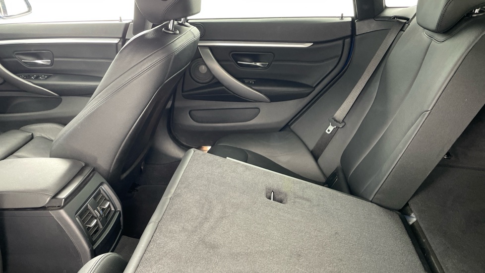 BMW 4 Series 420d [190] xDrive M Sport 5dr Auto [Prof Media] Diesel Hatchback - Image 36