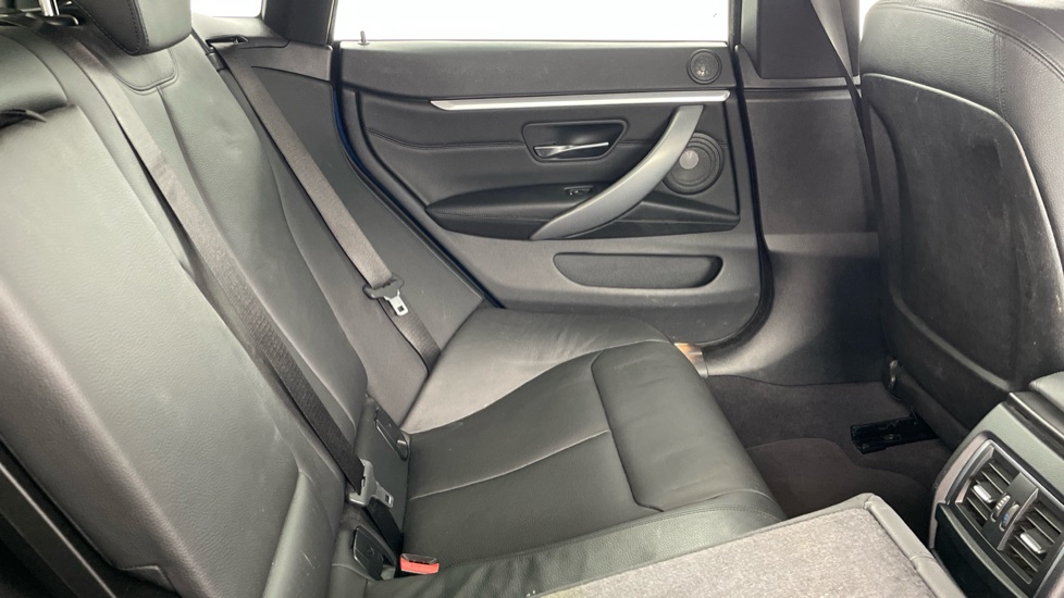BMW 4 Series 420d [190] xDrive M Sport 5dr Auto [Prof Media] Diesel Hatchback - Image 48