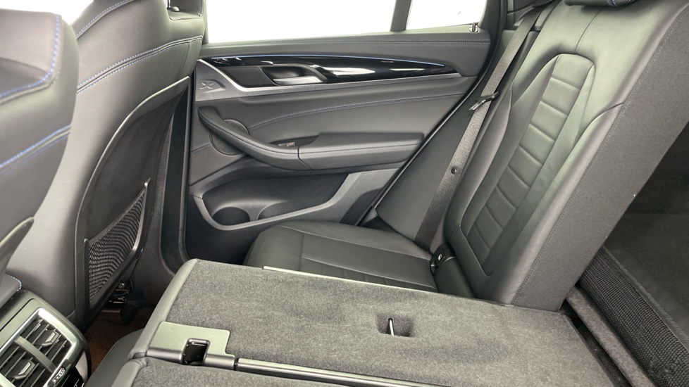 BMW iX3 210kW M Sport 80kWh 5dr Auto Electric Estate - Image 40