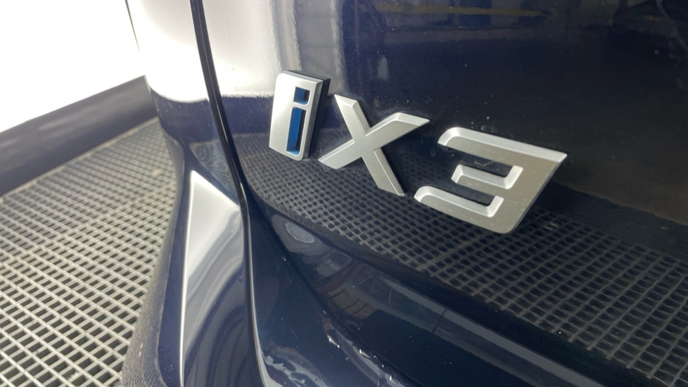 BMW iX3 210kW M Sport 80kWh 5dr Auto Electric Estate - Image 47